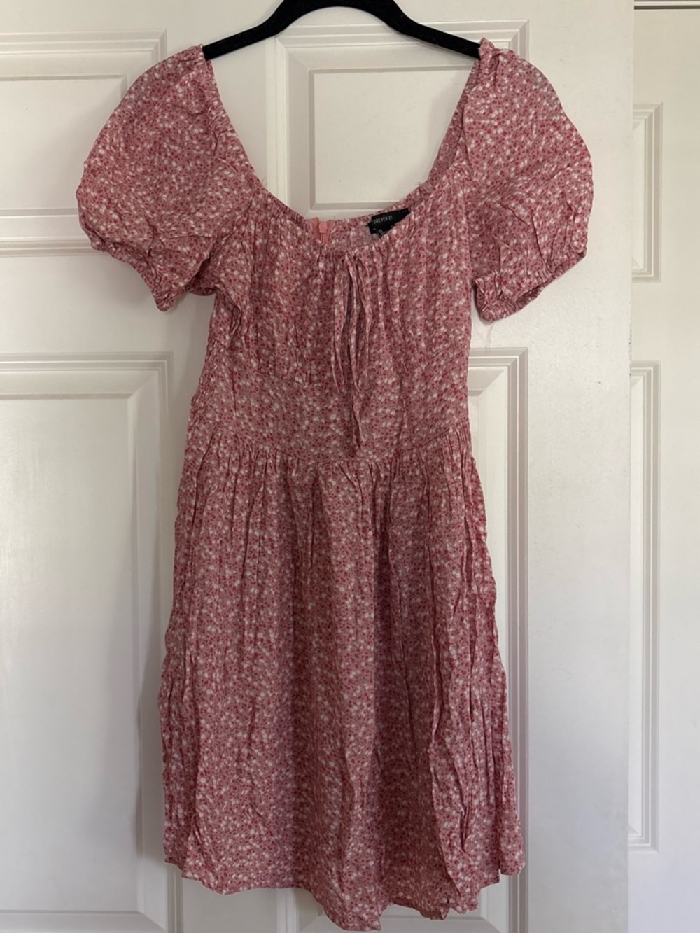 Forever 21 Pink Floral Puff-Sleeve Tie-Front Dress